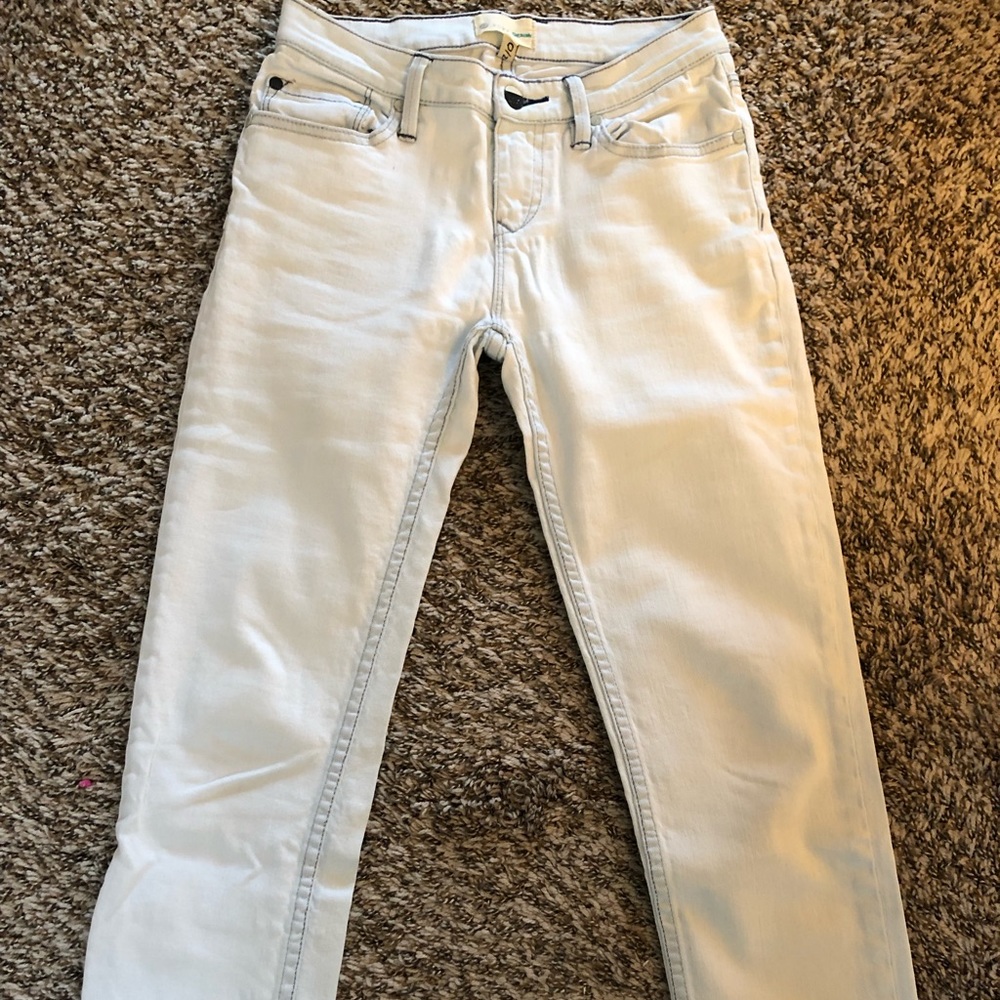 White skinny jeans from Roxy